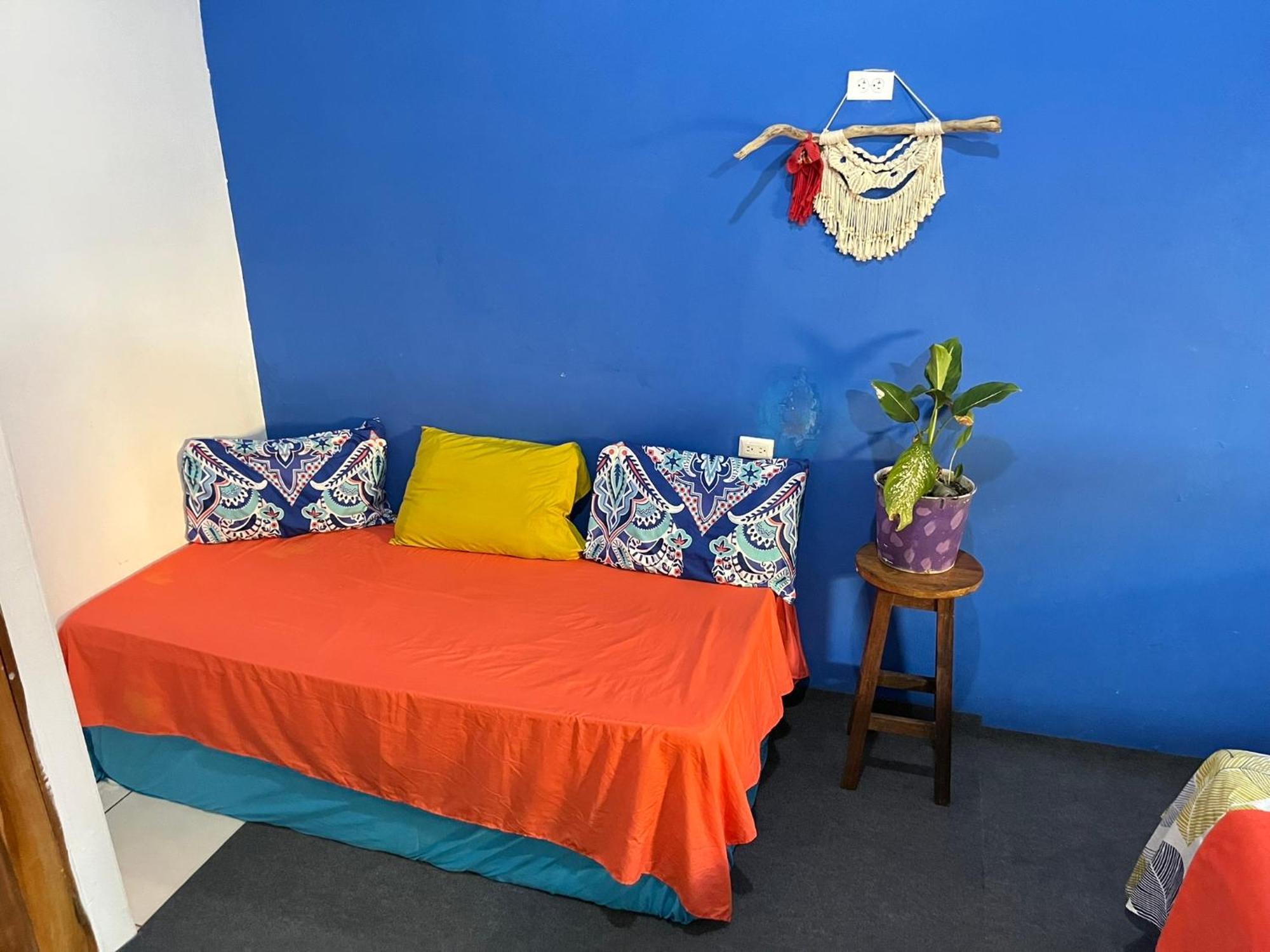 Passifloras Hostel Quepos Eksteriør billede